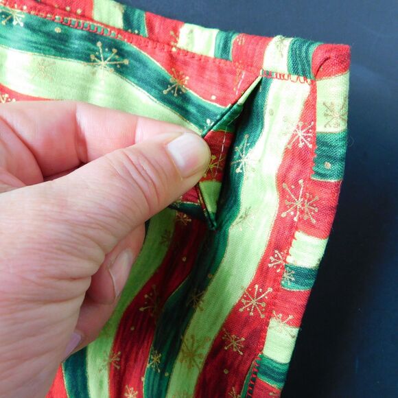 Christmas Quilted Wall Hanging Advent Calendar Handmade Pockets 25x21 EUC! - Picture 14 of 16